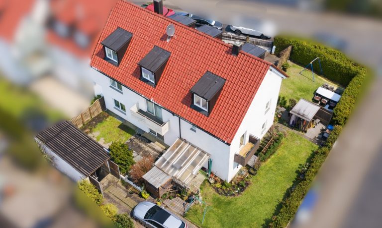 Dreifamilienhaus_im_Westen_von_Muenchen